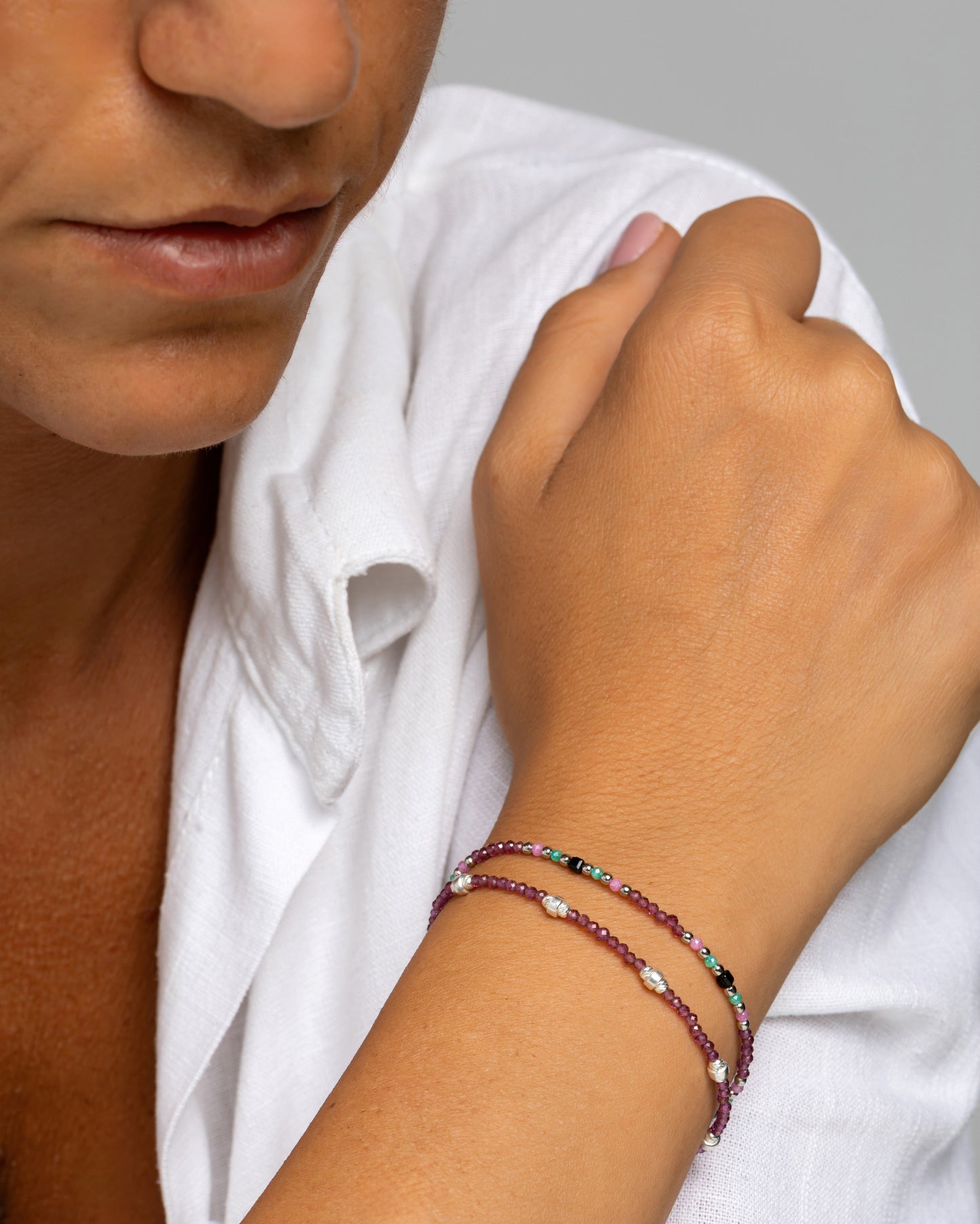 Women's bracelet faceted rhodonite garnet Silver – Alary Era Collection