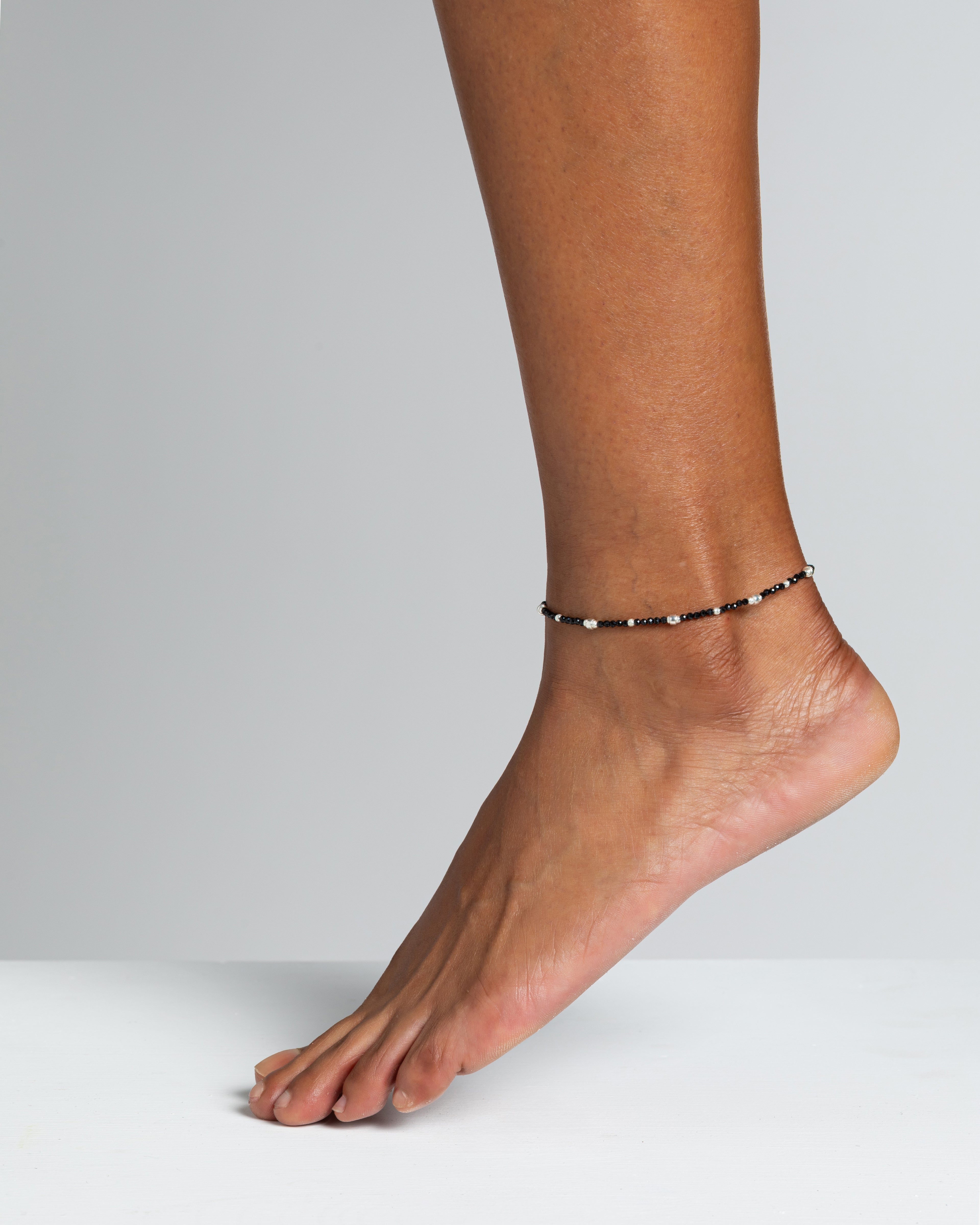 Women's anklet faceted black spinel Silver – Alary Era Collection